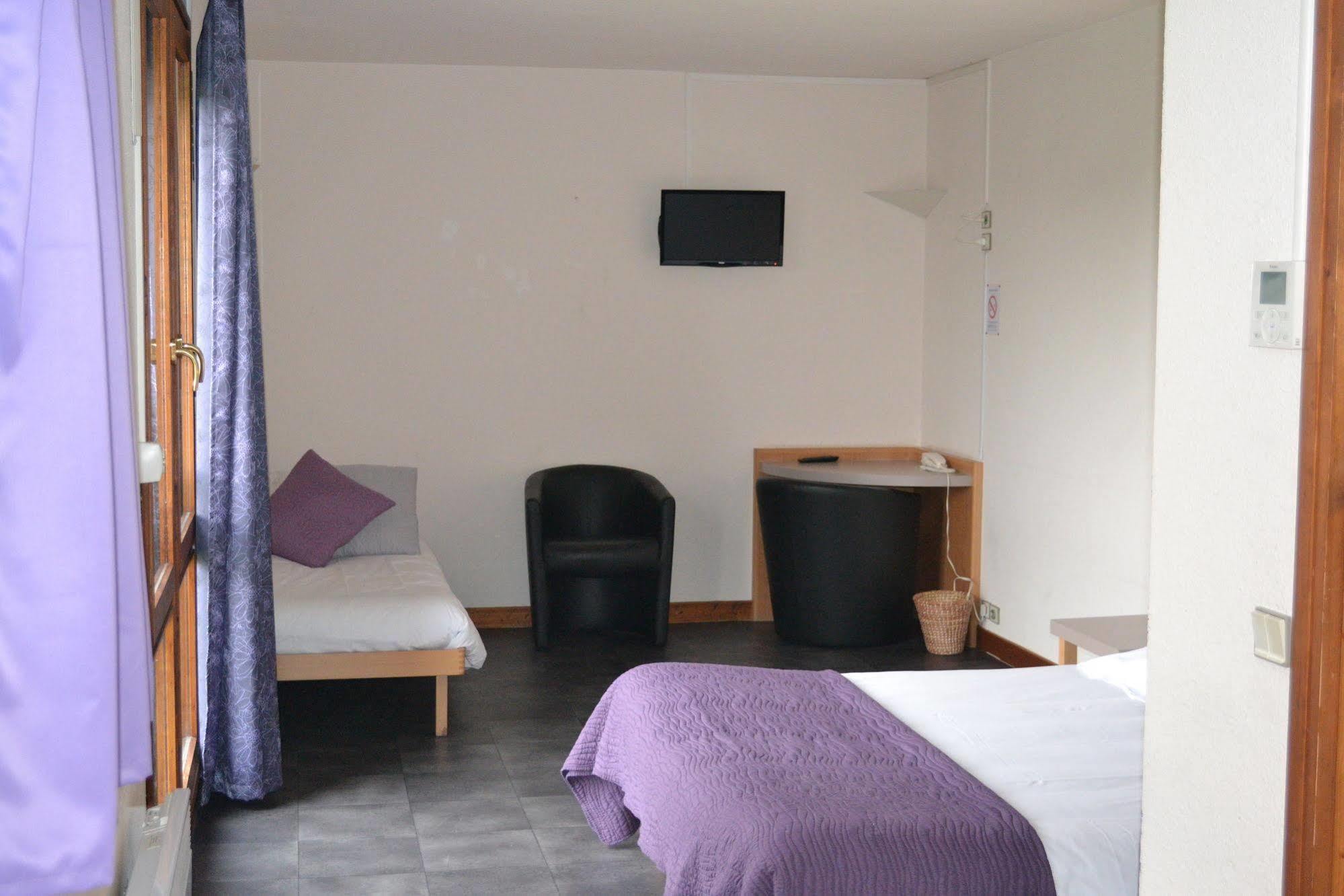 Hôtel du Golf Roanne Exterior foto